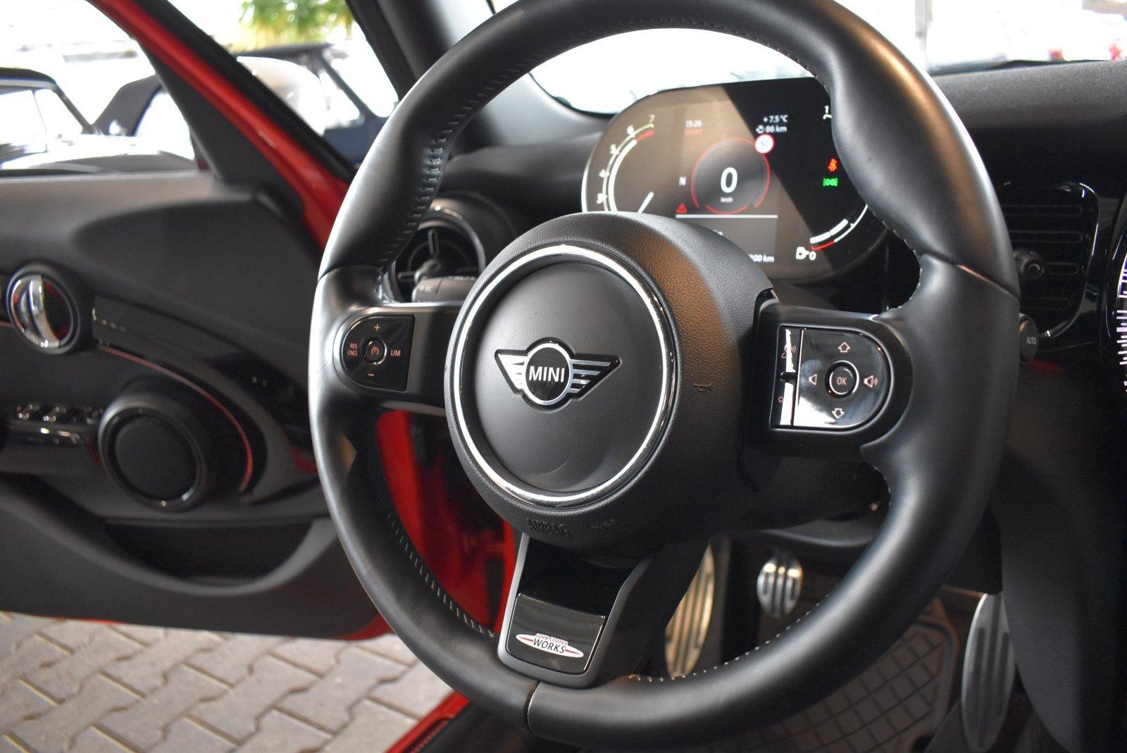 MINI Cooper John Cooper Works