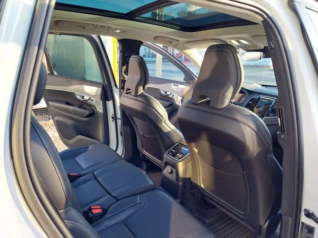 Volvo XC90 AWD Dark Recharge T8 Ultra