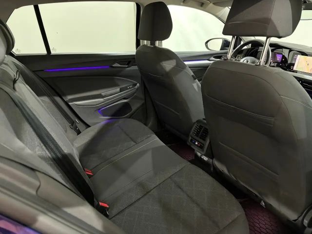 Volkswagen Golf 1.5 TSI Life