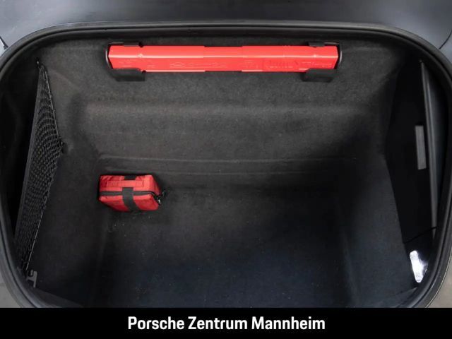 Porsche 992 4 Coupé GTS Targa