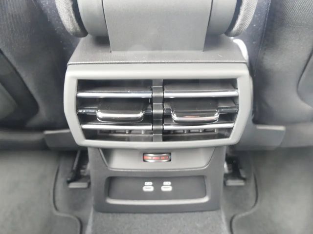 Audi A3 30 TFSI Sedan