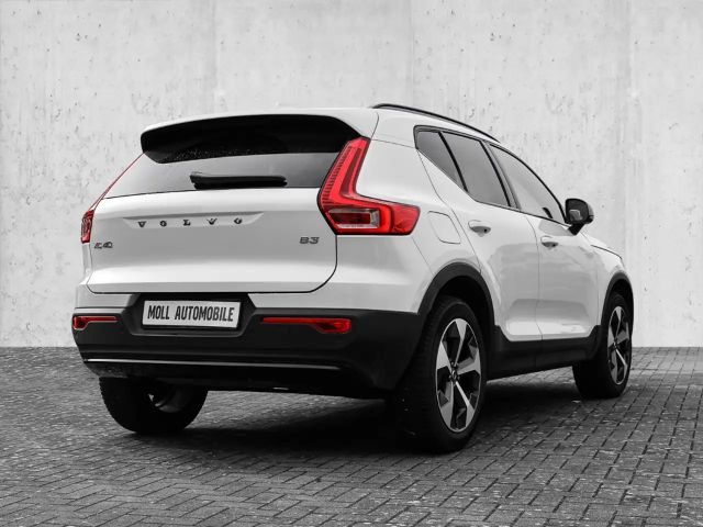 Volvo XC40 Dark Plus