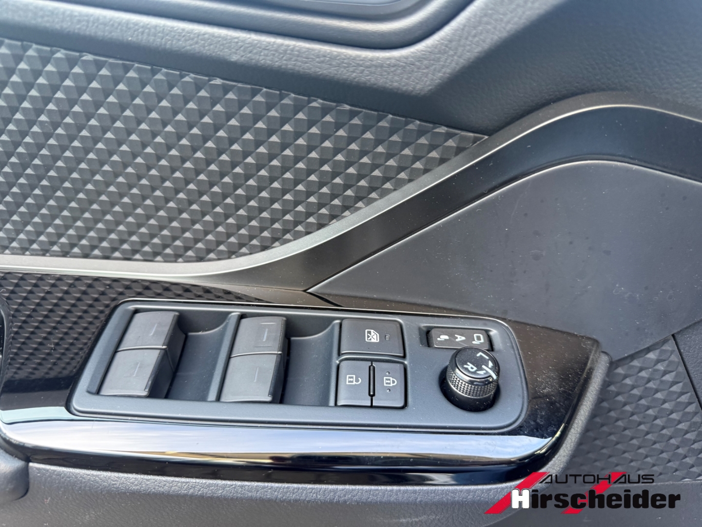 Toyota C-HR 5-deurs Bi-Tone