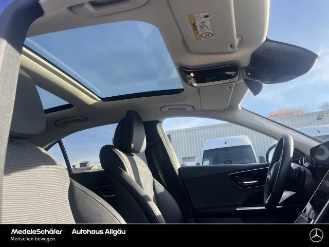 Mercedes-Benz C 300 AVANTGARDE C 300 d Sedan