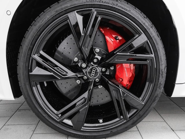 Audi A6 e-tron Avant Performance Quattro