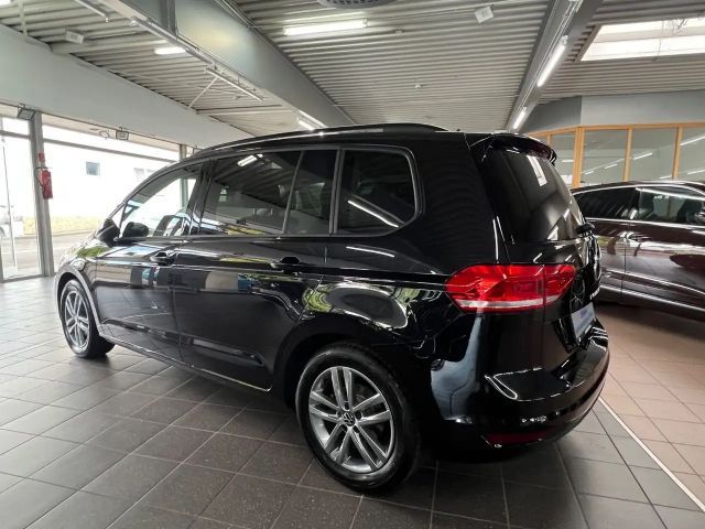 Volkswagen Touran 1.5 TSI Comfortline