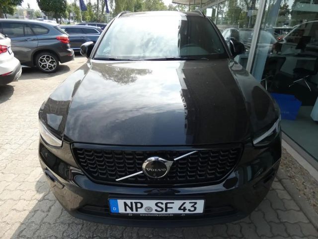Volvo XC40 Dark Plus