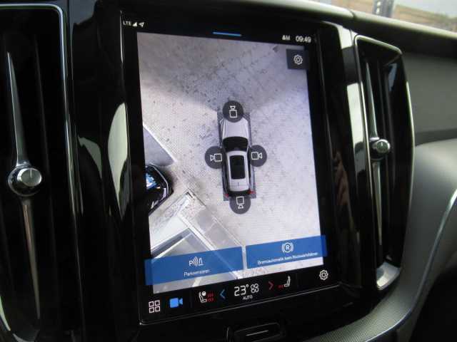 Volvo XC60 AWD Dark Plus