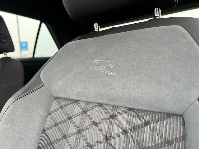 Volkswagen T-Roc 1.5 TSI DSG R-Line