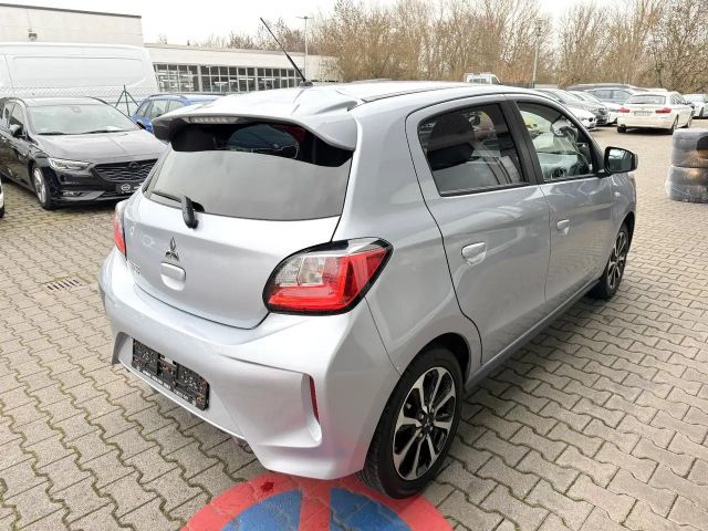 Mitsubishi Space Star Star