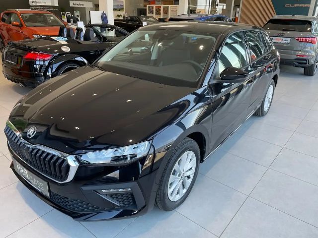 Skoda Scala Essence TSI