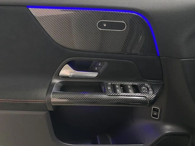 Mercedes-Benz GLA 250 AMG Line