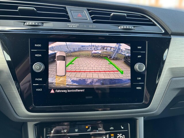 Volkswagen Touran 1.5 TSI DSG