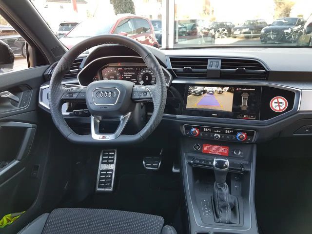 Audi Q3 45 TFSI Quattro S-Line
