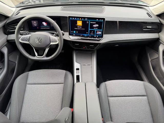 Volkswagen Passat 1.5 eTSI DSG Variant