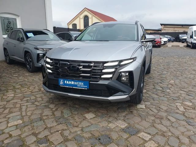 Hyundai Tucson 2WD Hybrid