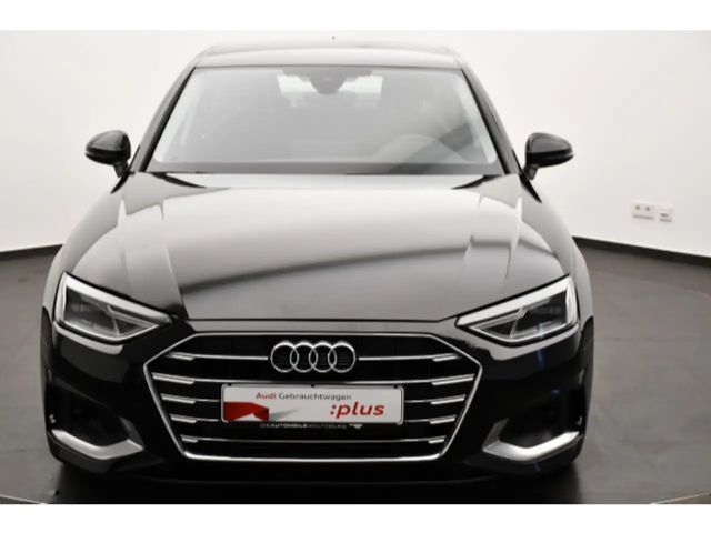 Audi A4 40 TFSI S-Tronic Sedan