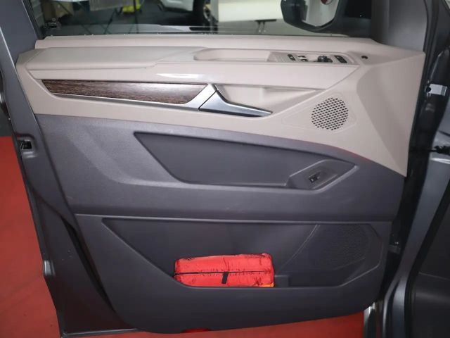 Volkswagen Multivan 2.0 TDI DSG Lang Style T7