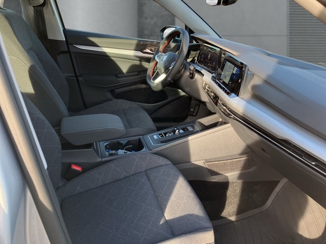 Volkswagen Golf 1.5 eTSI DSG Life Variant