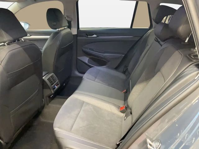 Volkswagen Golf Business DSG Variant