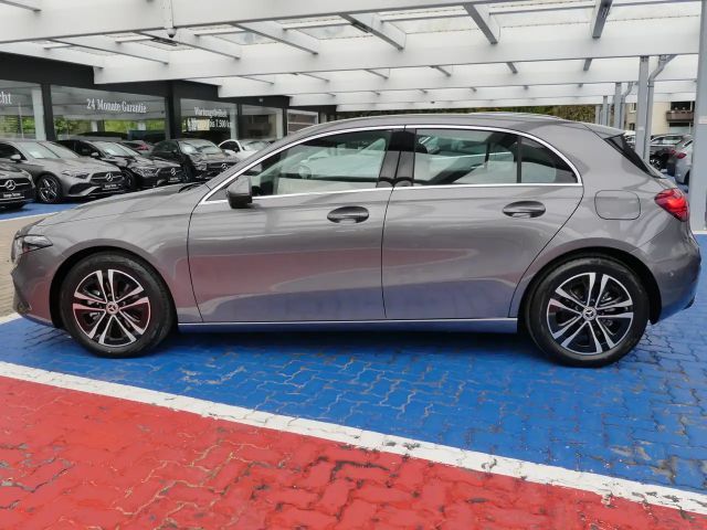 Mercedes-Benz A 180 Progressive