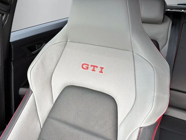 Volkswagen Golf GTI Style