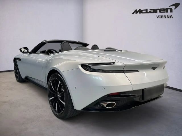 Aston Martin DB11 V8