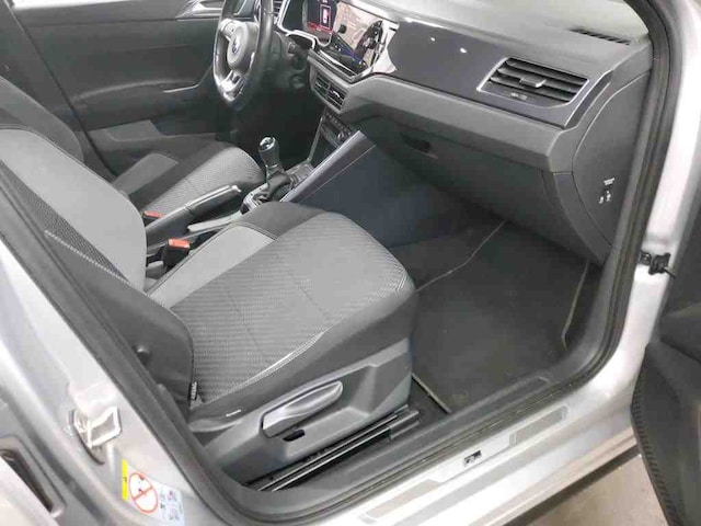 Volkswagen Polo Polo 1.0     R-L  BT081 TSID7F