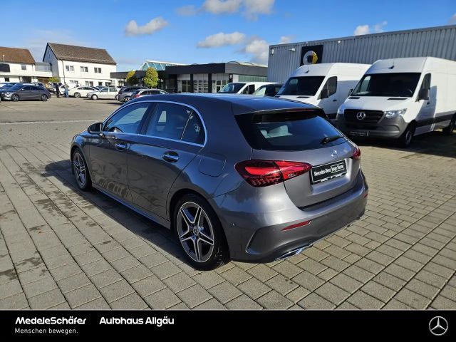Mercedes-Benz A 220 A 220 d AMG Line