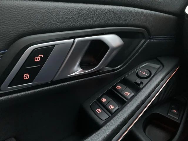 BMW 330 330i M-Sport