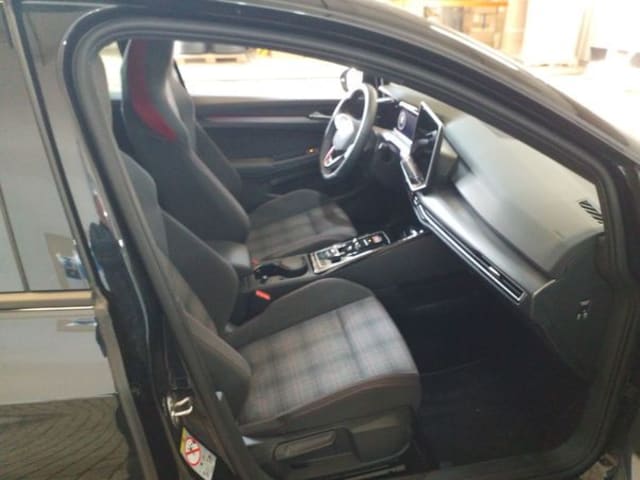 Volkswagen Golf 2.0 TSI GTI Golf VIII Style