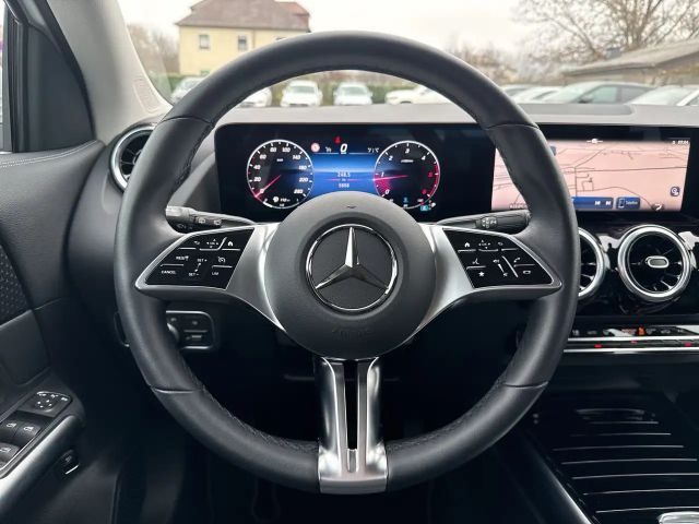 Mercedes-Benz GLA 200 GLA 200 d