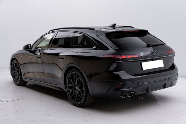 Audi A6 Avant Quattro S-Tronic