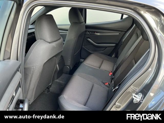 Mazda 3 2.5L SkyActiv e-Skyactiv