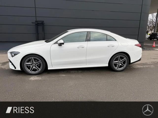 Mercedes-Benz CLA 180 AMG Line Coupé