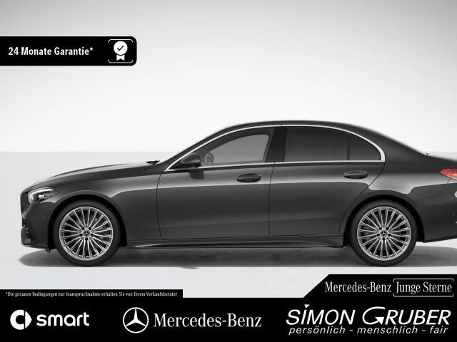 Mercedes-Benz C 200 4MATIC AMG Line Sedan