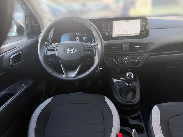 Hyundai i10 2WD Select