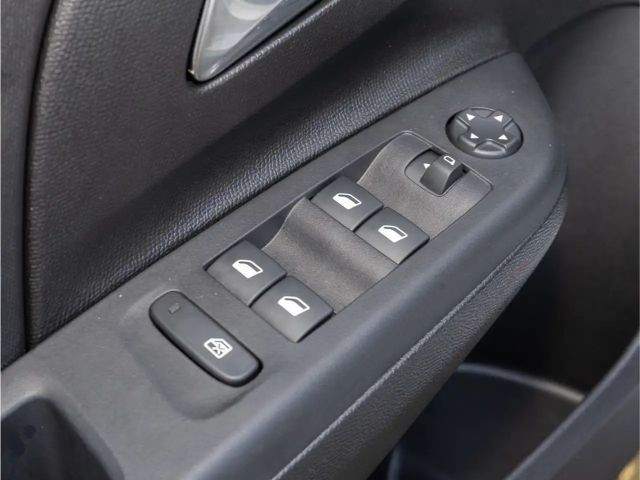 Opel Corsa Edition Turbo business+