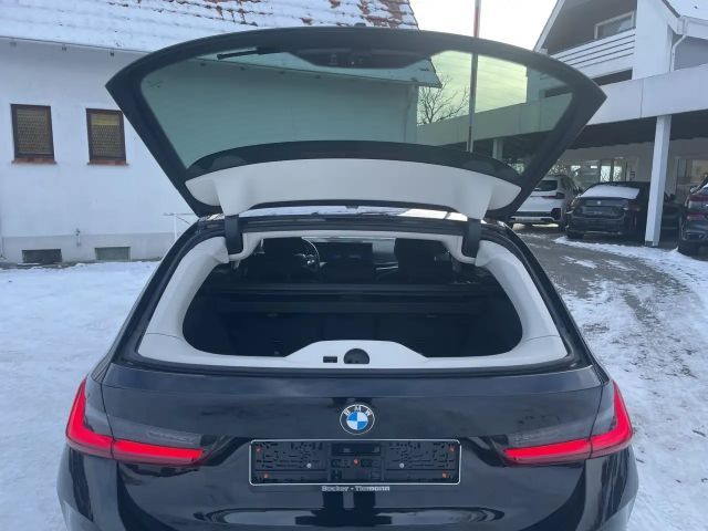 BMW 318 318i Touring