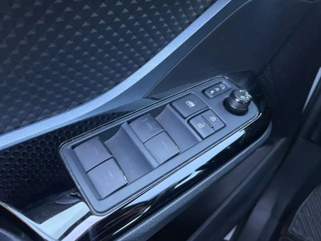 Toyota C-HR Hybride Team D