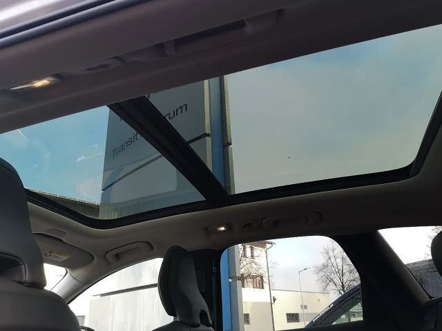 Volvo XC60 AWD Dark Plus T6