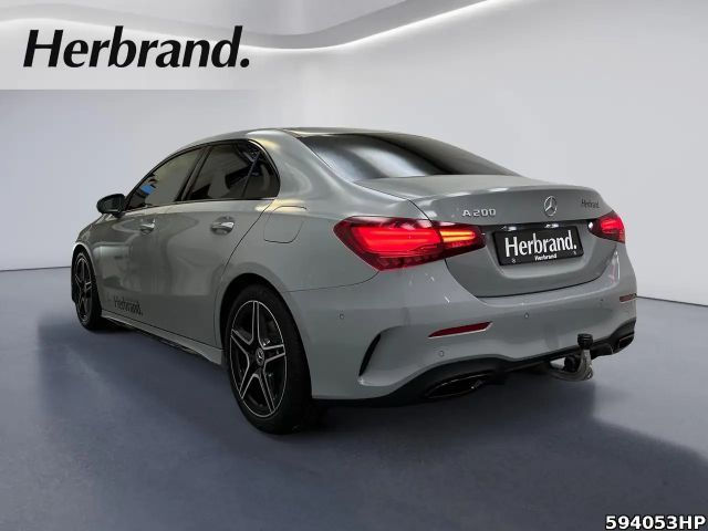 Mercedes-Benz A 200 AMG Line