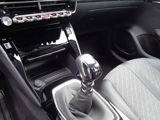 Peugeot 208 Allure Pack PureTech