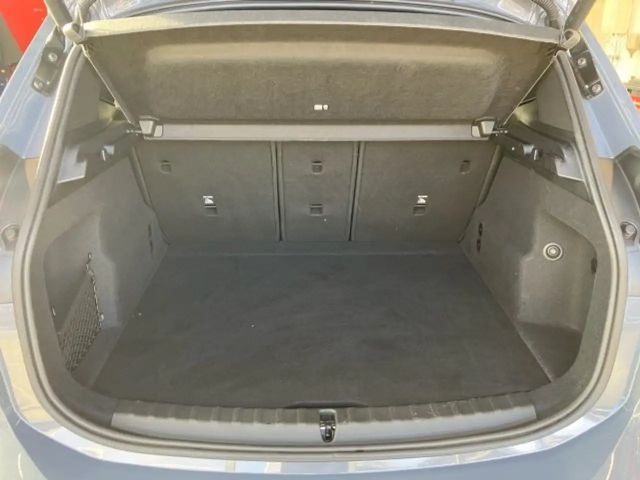 BMW 218 218d Active Tourer Sedan