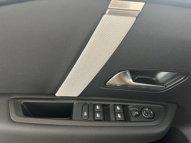 Citroën C4 Hybrid Max