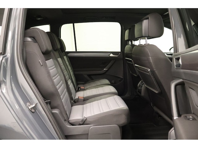 Volkswagen Touran 1.5 TSI DSG R-Line