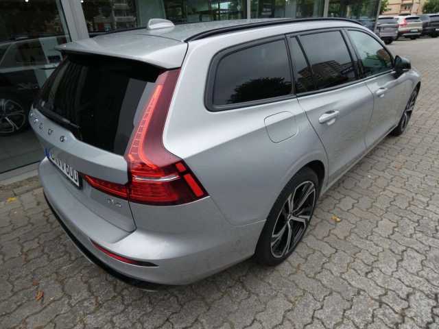 Volvo V60 Dark Plus
