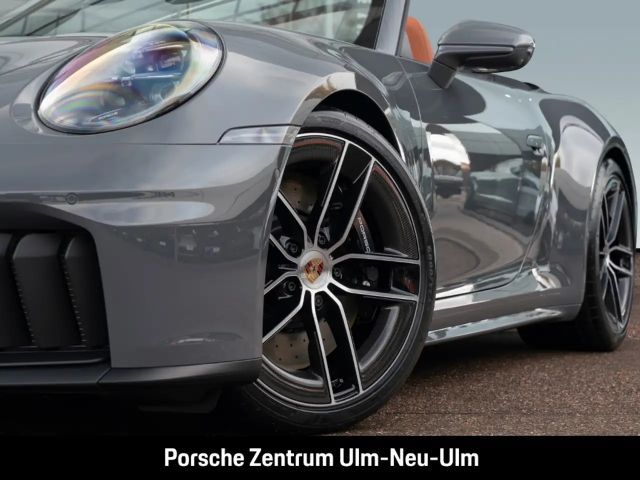 Porsche 992 4 Cabrio Carrera GTS