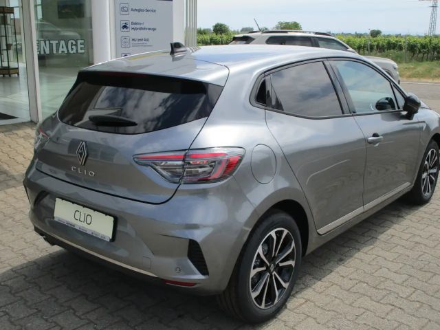 Renault Clio TCe 90 Techno