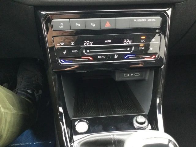 Volkswagen T-Cross 1.0 TSI R-Line